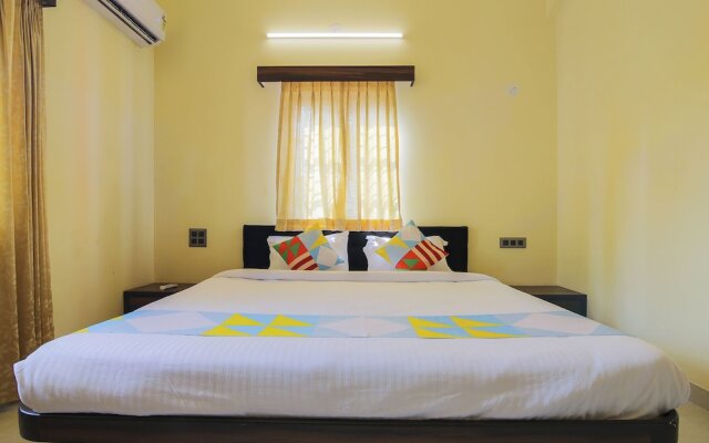 OYO 18731 Home Luxurious 3BHK Villa Assagaon