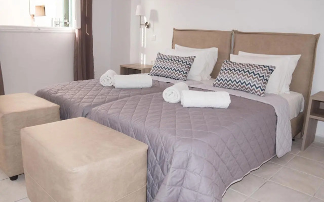 Stavros Beach Hotel