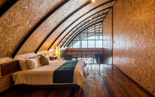 Leaf Lake Kan Resort