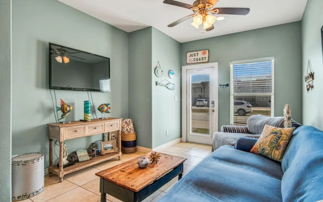 Sweet Retreat by Silver Sands Vacation Rentals