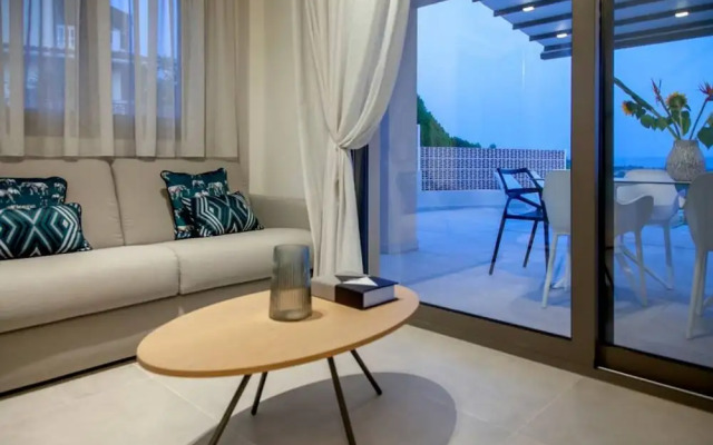 Villa Monolithi Lumiere