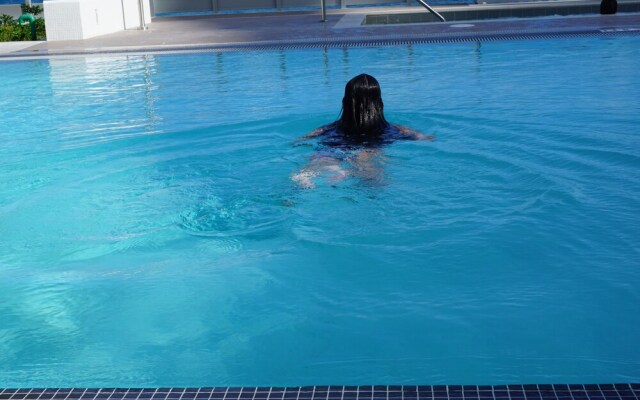 Heaven on Nashville Furnished Apartments