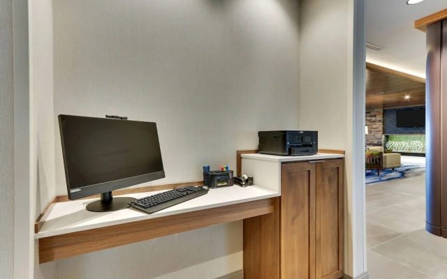 Fairfield Inn & Suites Warsaw
