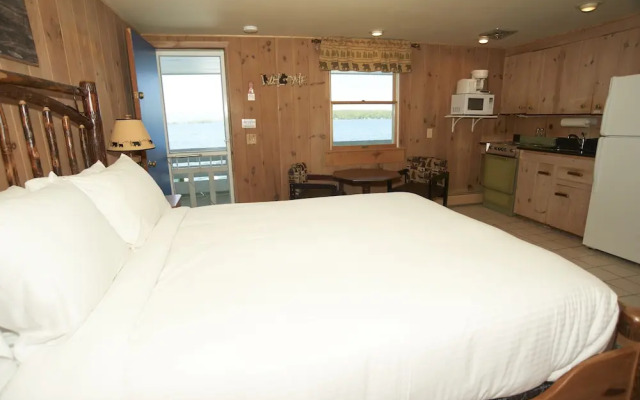 Belknap Point Inn