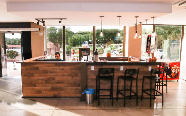 Imperial Palace Hotel