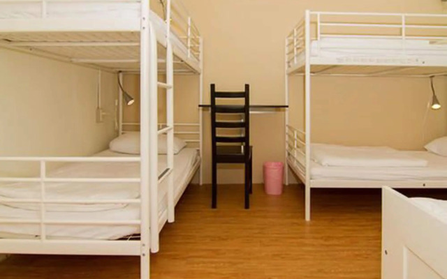 Mr Lobster's Secret Den Design Hostel