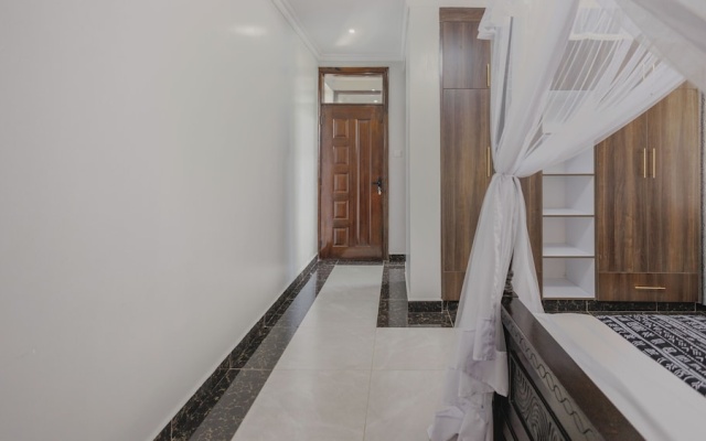 Skyhut Boutique House