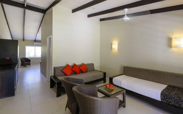 Plantation Island Resort