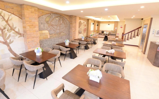 Shang Shan Ting Chao Hotel