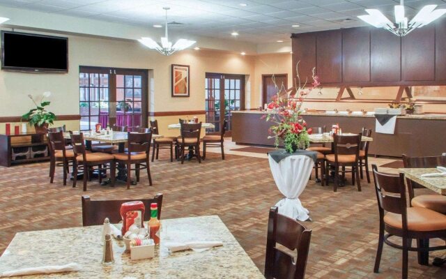 Clarion Inn