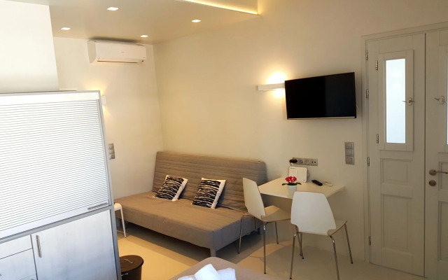 Lefteris Hotel & Apartments