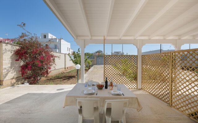 3411 Villino Girasoli by Barbarhouse