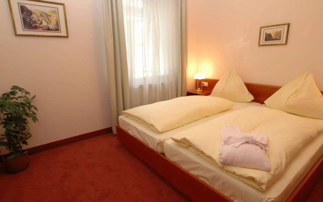 Hotel Sanotel