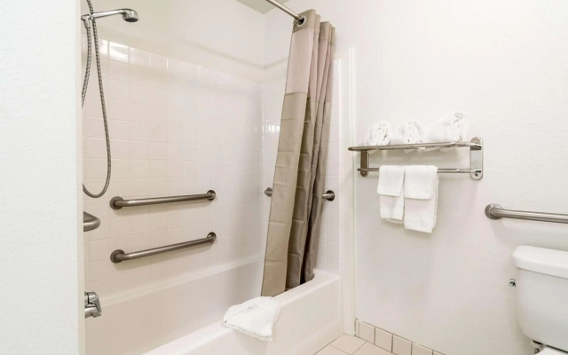 Studio 6 Plano, TX - Dallas - Plano Medical Center