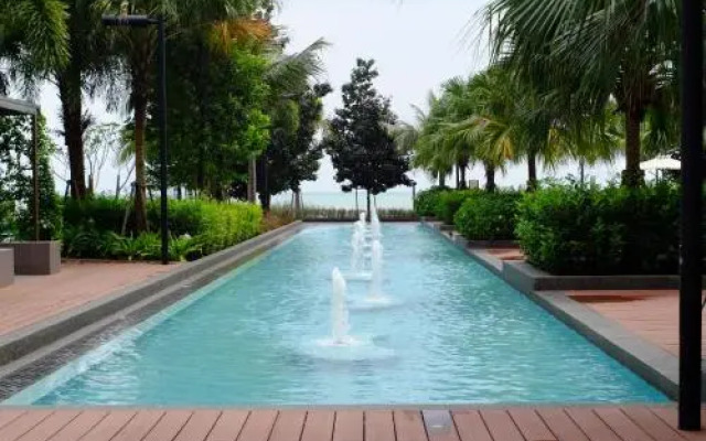 Adra suites @ Timurbay Seafront Residence