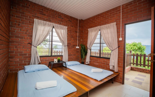 The Garden Stay in Red House at Bukit Tinggi – Guest Rooms – Bukit Tinggi