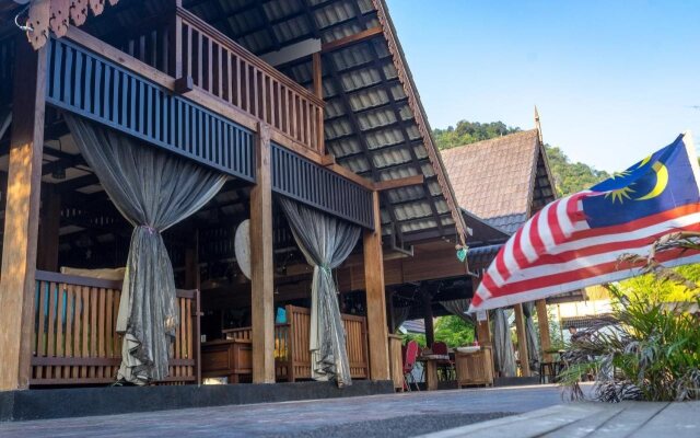 Bayu Lestari Island Resort