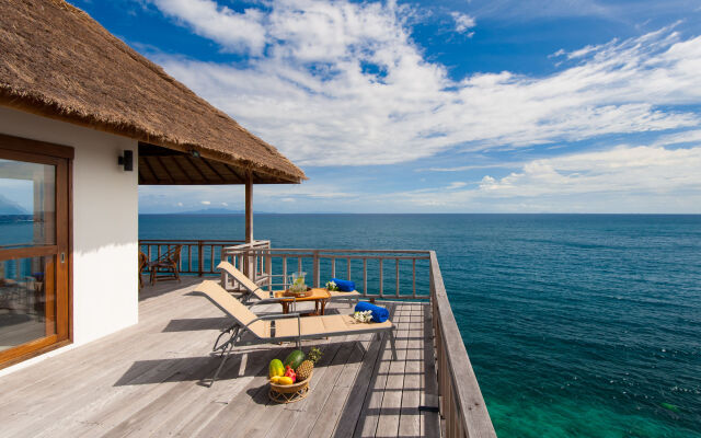 Cape Shark Pool Villas