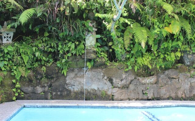 Gusti Garden Bungalows