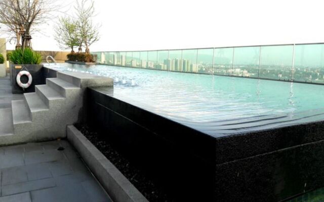 A Space ME Bangna by Pimmland