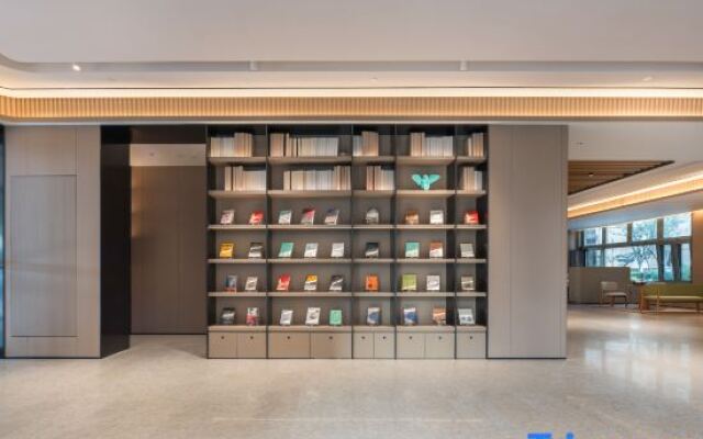 JI Hotel (Qingdao Qiche Beizhan Xianjiazhai Subway Station)