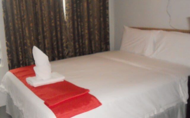 Cinfandel Suites