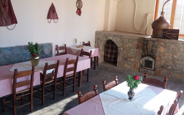 Petrochori Apart-Hotel