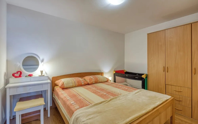 Apartment Jakara 2