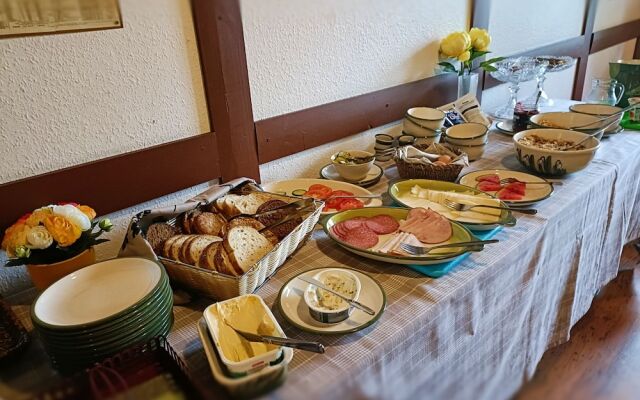 Cronin's Guesthouse B&B