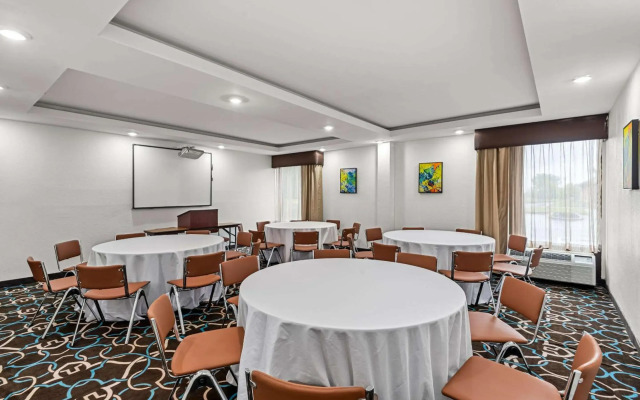 Hotel Concord Syracuse, Ascend Hotel Collection