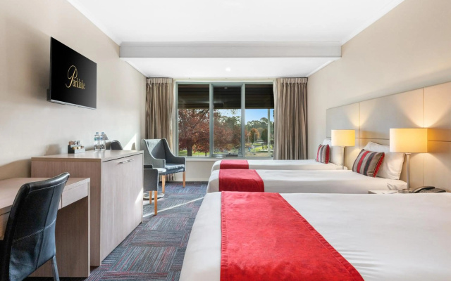 Quality Hotel Parklake Shepparton – Guest Rooms – Shepparton