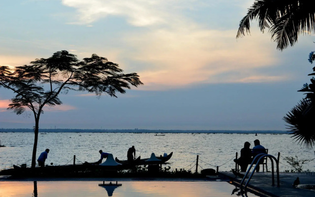 Deshadan Backwater Resort