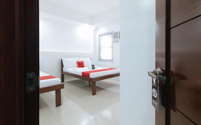 Reddoorz Plus @ D'builders Poblacion - Bgc