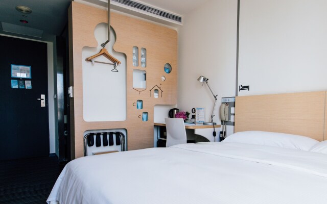 Just Sleep Hotel Linsen (Quarantine Hotel)