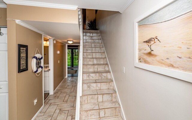 Sea Winds Unit 44 Ocean Font