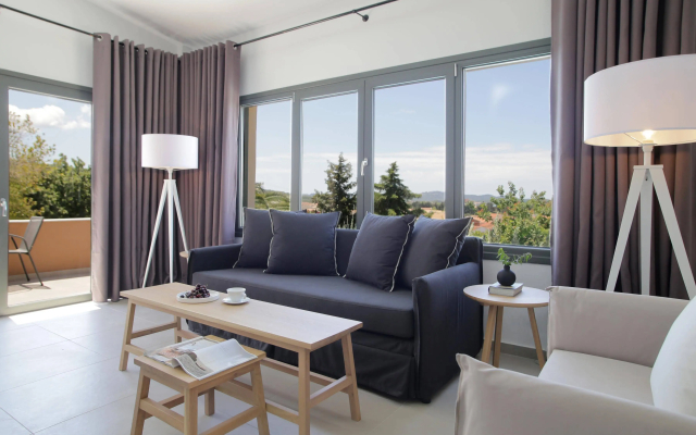 Lena Mare Boutique Hotel
