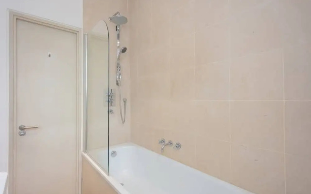 Stylish 1 Bedroom Apartment Near Northcote Road