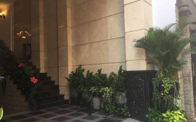 Galaxy Airport Hotel