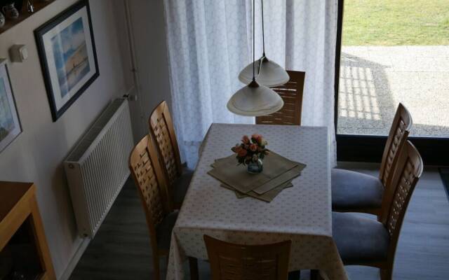 Long Comfortable Holiday Residence