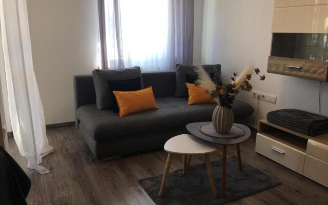 HOME Apartment