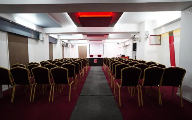 Emarald Hotel Calicut