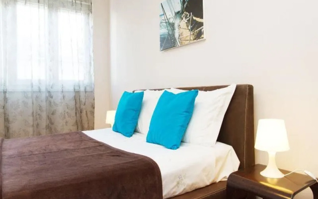 One Bedroom Apartment City Wave