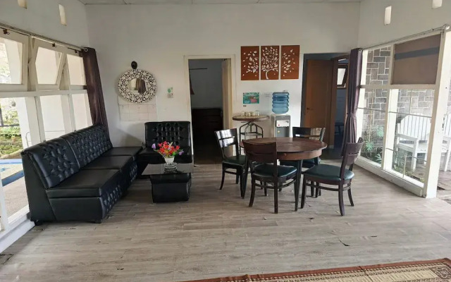Surga Family House