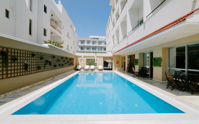 Zephyros Hotel