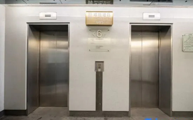 Weiting Hotel (Shanghai Xinhua Hospital Jiangpu Road Subway Station Branch)