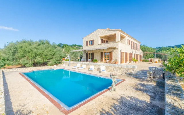 Ca Na Ramona With 4 Bedrooms and 5 Bathrooms