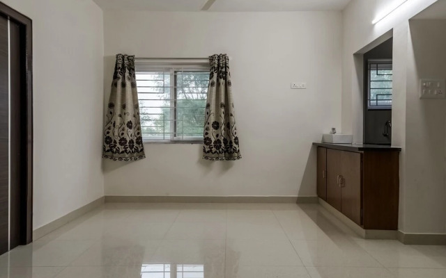 OYO 16469 Pramukh Hotels