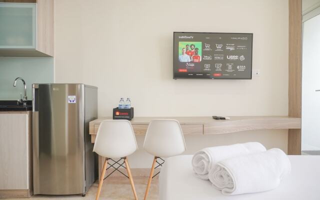 Strategic And Comfy Studio Menteng Park Apartment