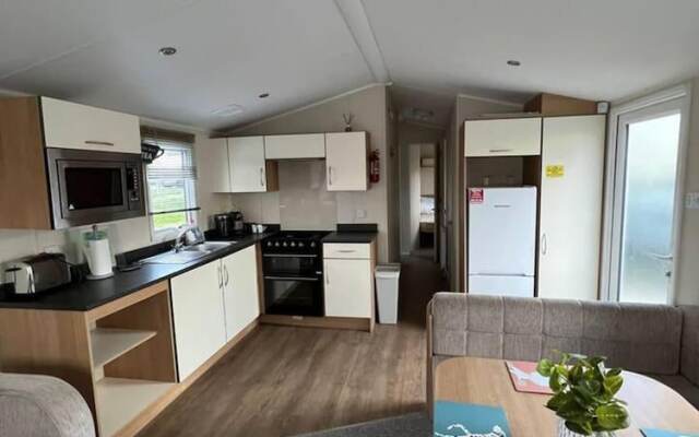 Stunning 8 Berth Caravan in Poole