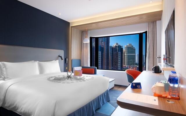 Holiday Inn Express Shenzhen Dongmen by IHG